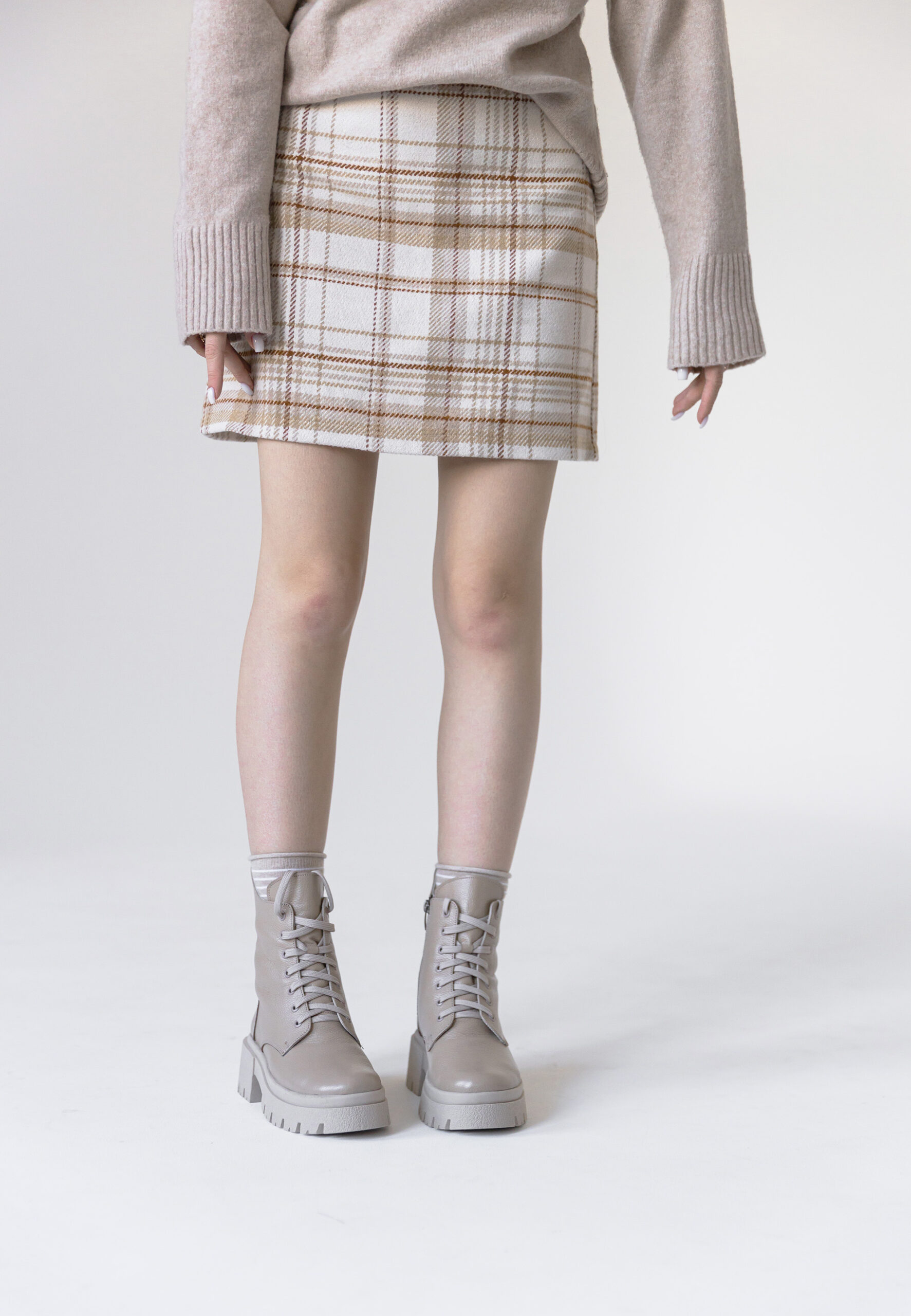 Бежеві черевики зимові із натуральної шкіри (vm-astra-62b)