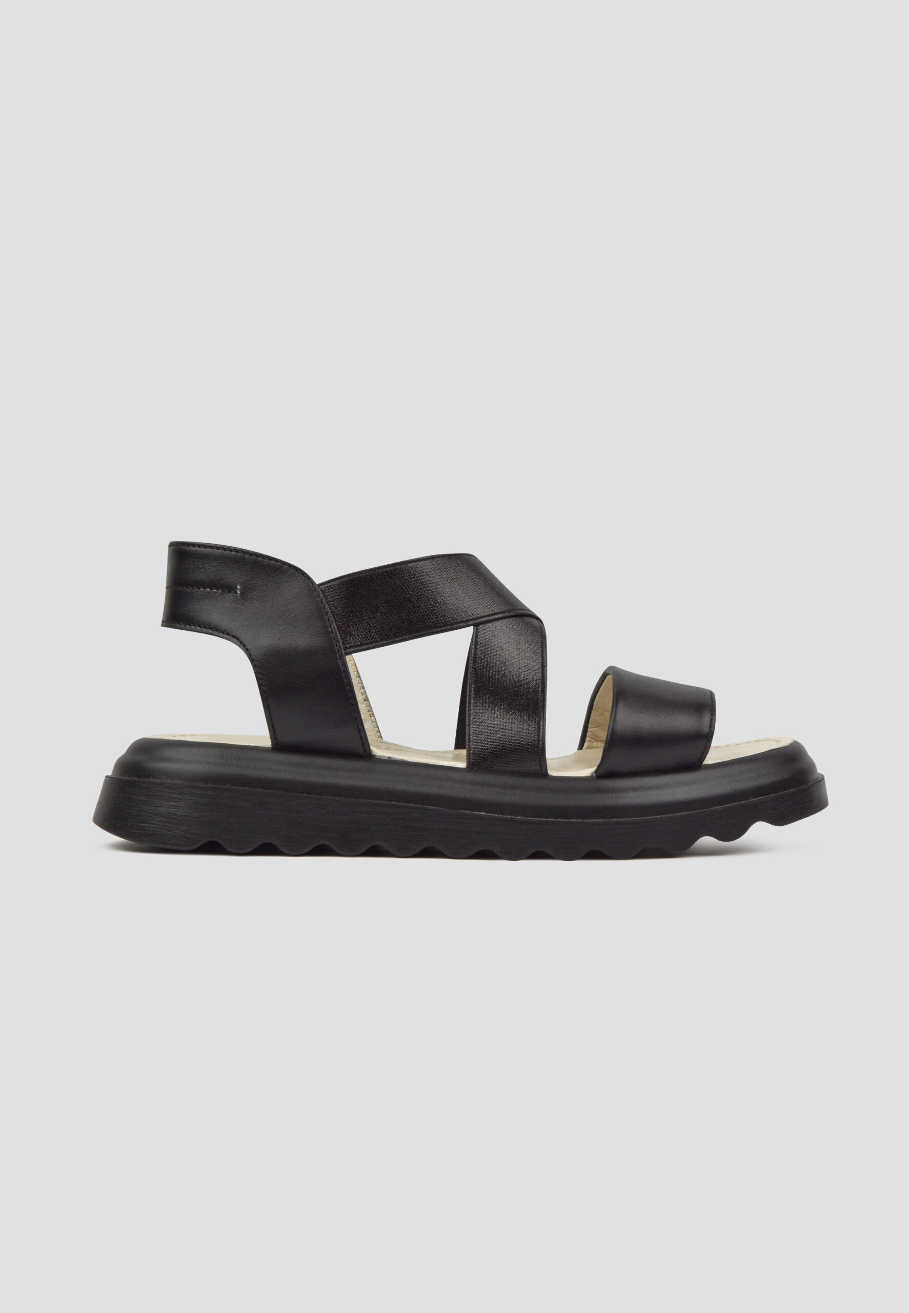 Жіночі чорні шкіряні босоніжки з резинкою (vm-110-32)