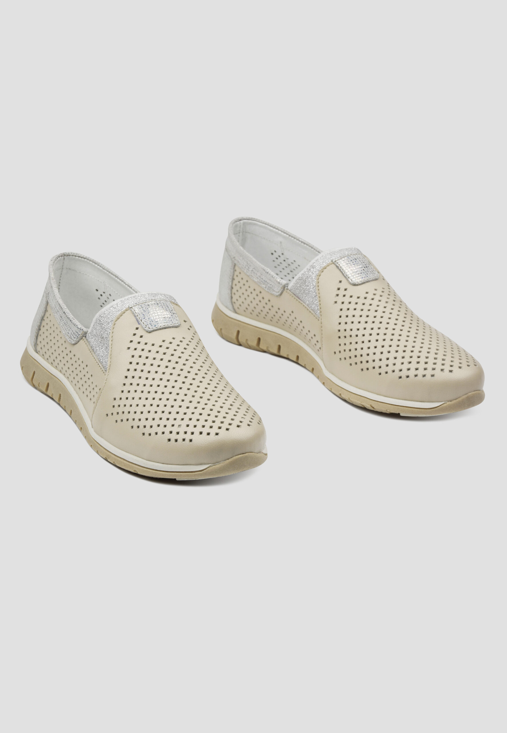 Мокасини із натуральної шкіри бежевого кольору (vm-marina-12) - Зображення 2