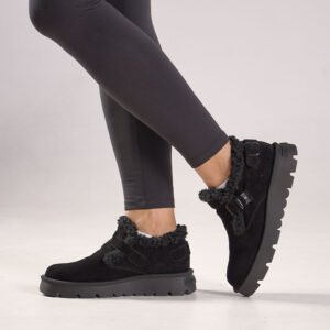 Короткі чорні зимові черевики — натуральна замша (vm-astra-78ch)