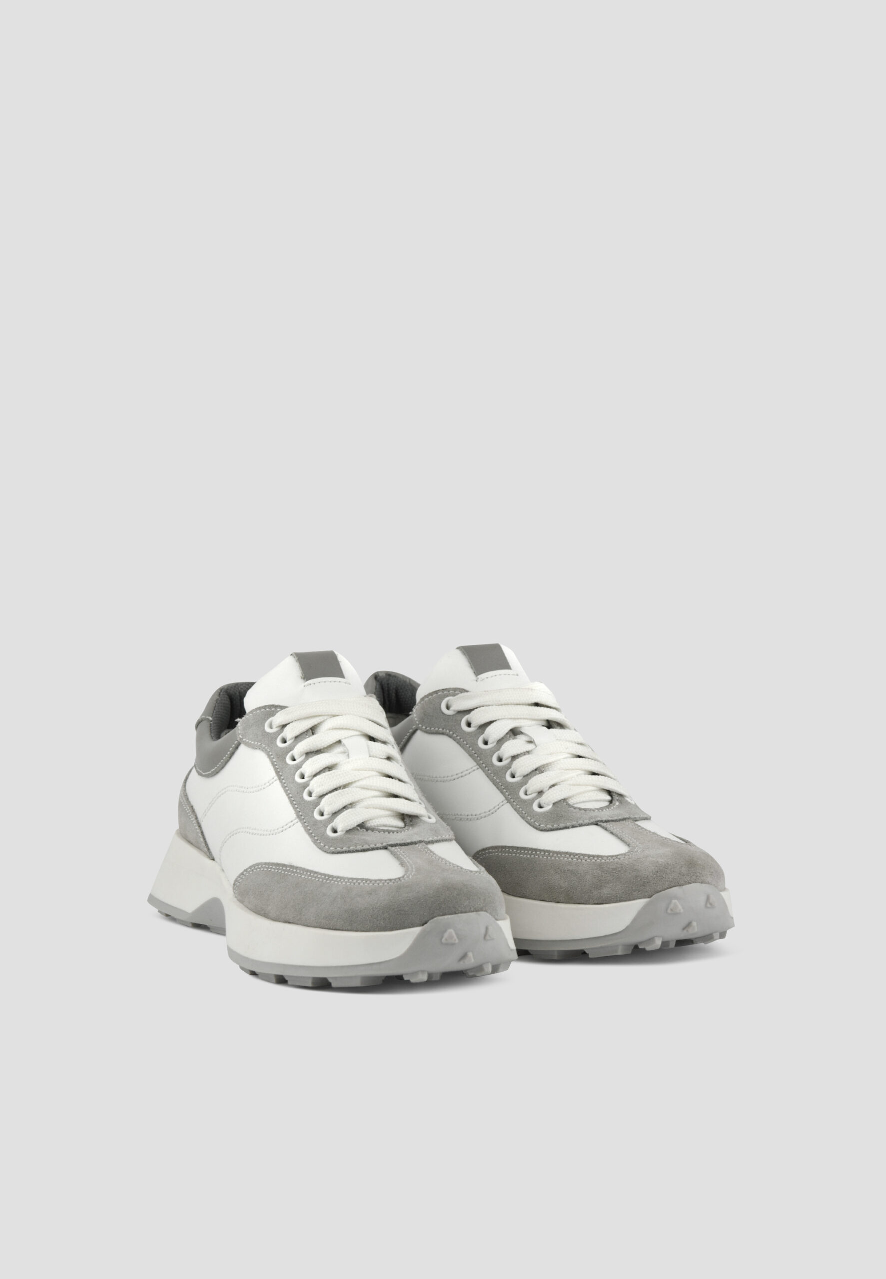 Білі кросівки із сірими замшевими вставками (vm-om-16) - Зображення 2