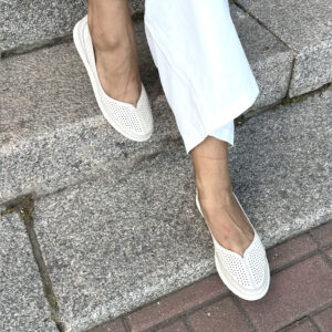 Бежеві балетки — шкіряні балетки перфорація (vm-am-12be)