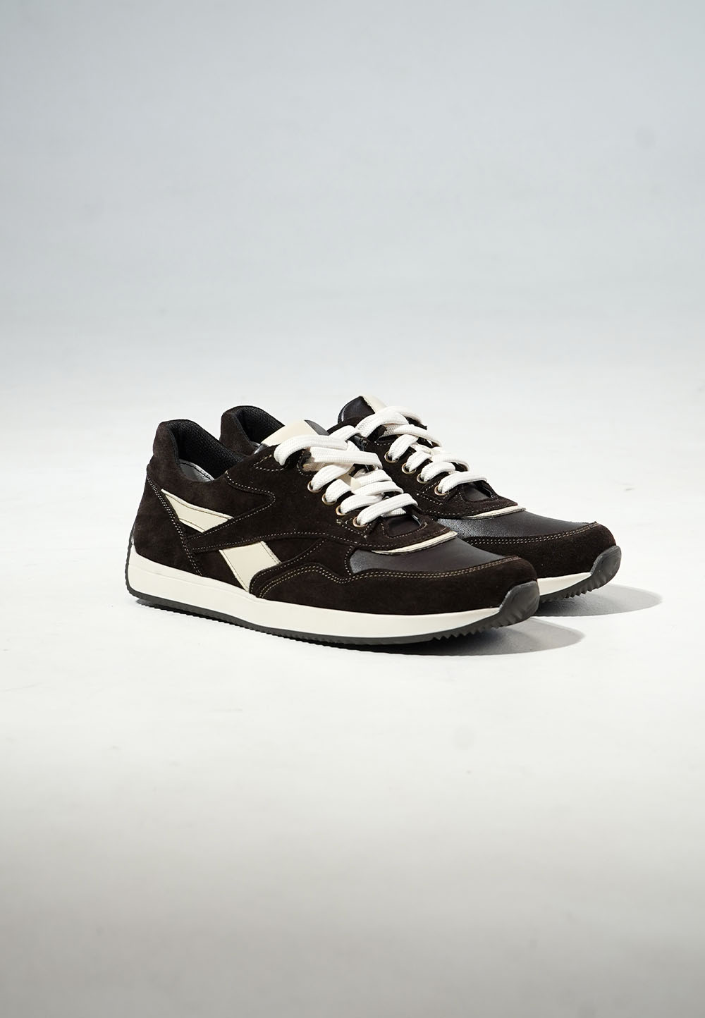 Жіночі замшеві кросівки з білими вставками (vm-om-45) - Зображення 2