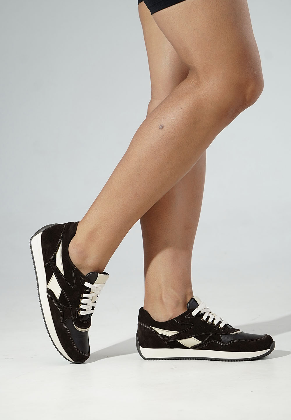 Жіночі замшеві кросівки з білими вставками (vm-om-45) - Зображення 5