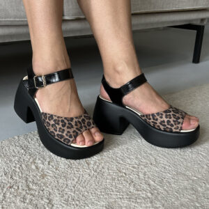 Босоніжки на платформі – натуральна замша (vm-352-051)