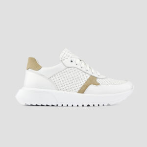 Жіночі шкіряні світлі кросівки з перфорацією (vm-om-28)