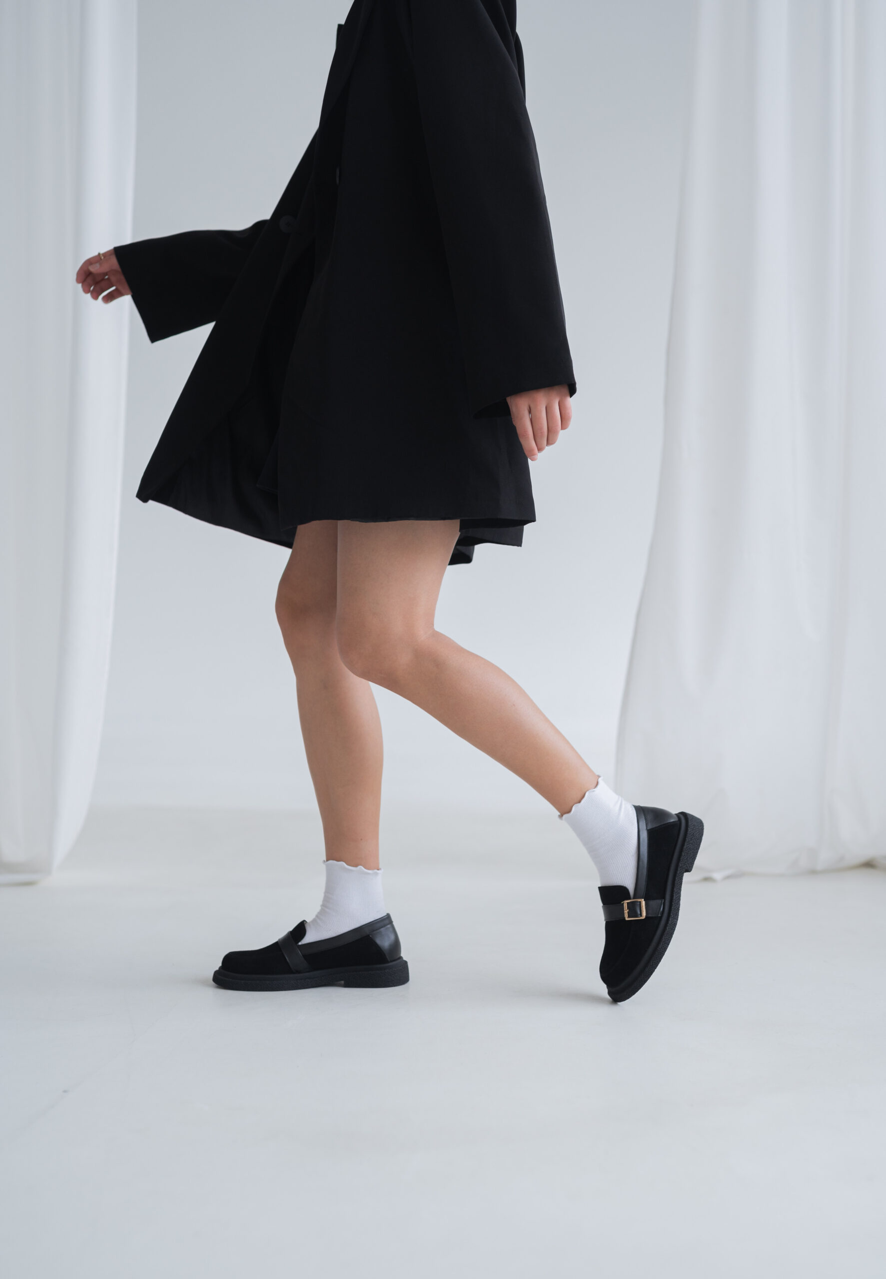 Стильні чорні замшеві туфлі з пряжкою (vm-merry-01ch) - Зображення 5