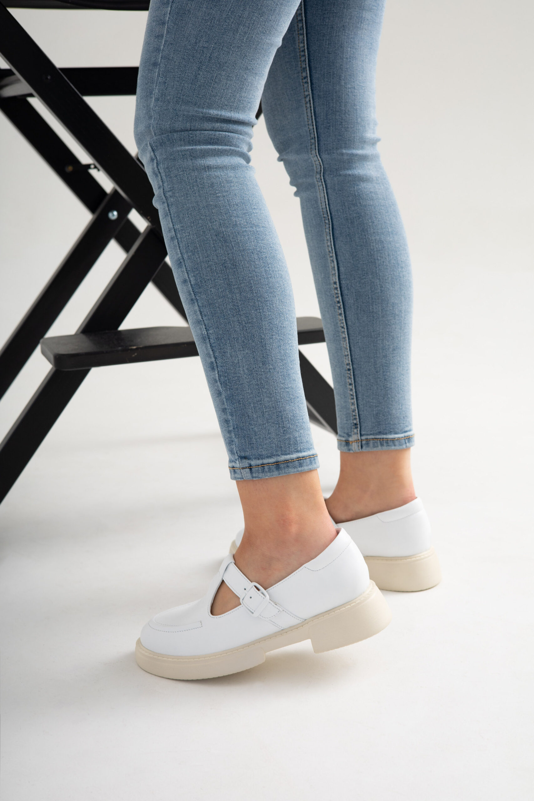 Білі шкіряні туфлі на низькому ходу (vm-001-10b) - Зображення 3