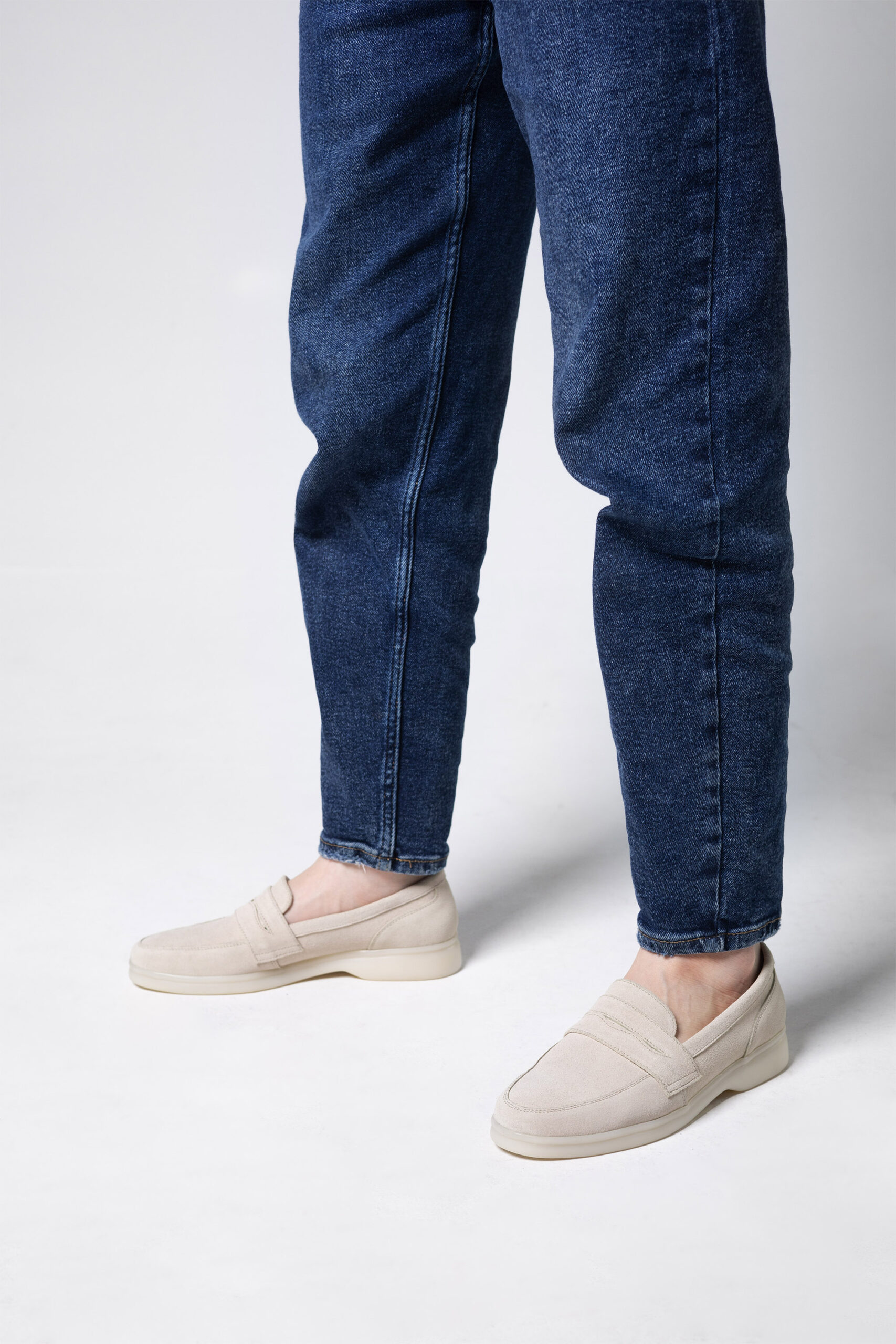 Жіночі світлі замшеві туфлі (vm-1056-06b) - Зображення 5