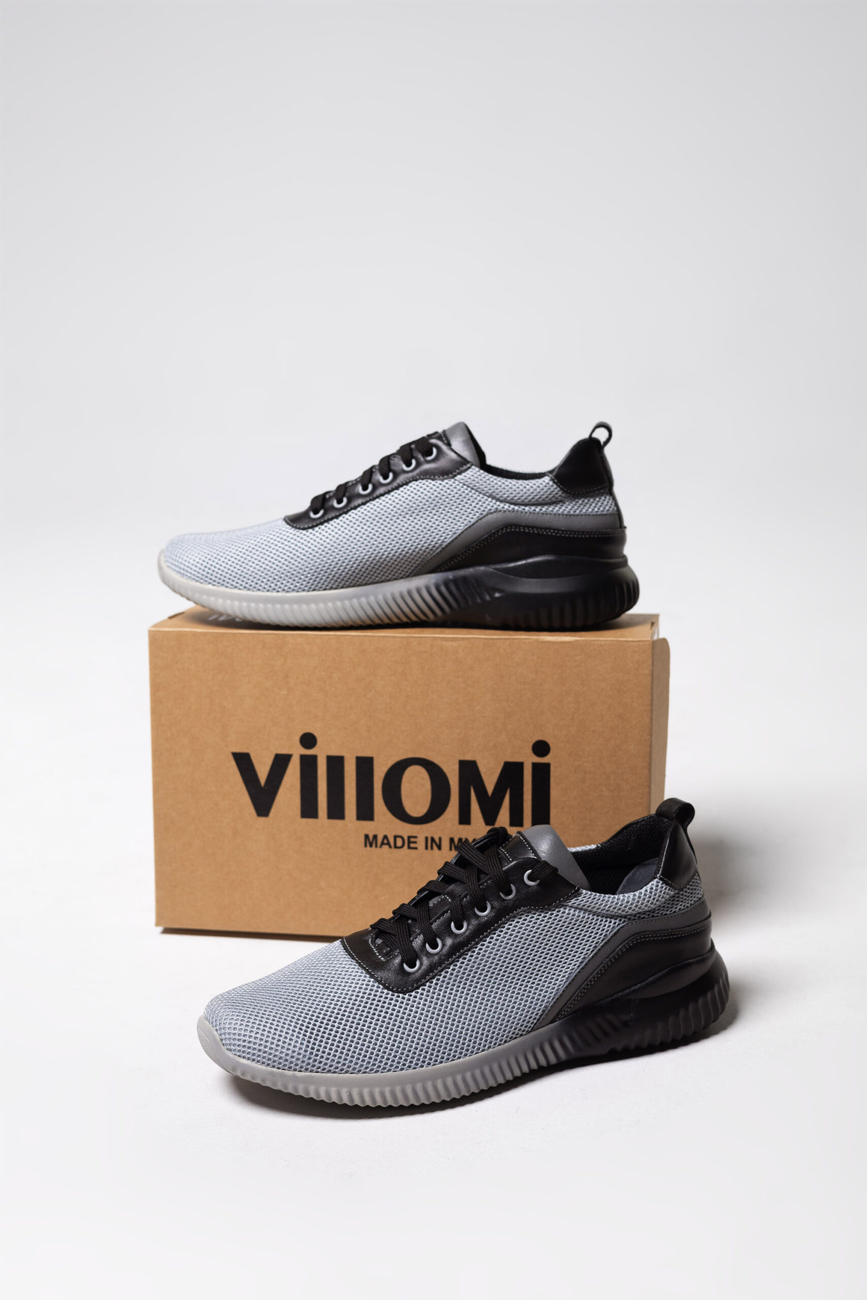 Чоловічі кросівки із сітки сірого кольору (vm-cr-07) - Зображення 2